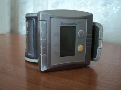 Лот: 3786022. Фото: 1. Тонометр Sanoquell 341. Оборудование