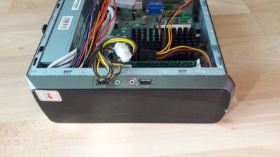Лот: 12018375. Фото: 1. Миникомпьютер (неттоп) Intel Atom... Компьютеры в сборе