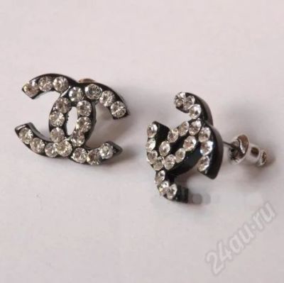 Лот: 209875. Фото: 1. CHANEL серьги CH17 Цена 800. Серьги, каффы