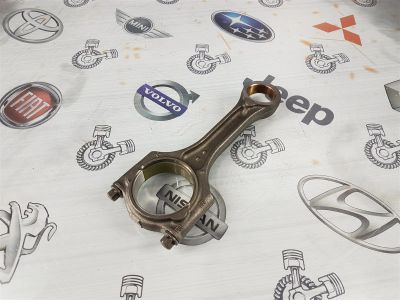 Лот: 23591946. Фото: 1. Шатун Volvo XC90 D4204T23 31375187. Двигатель и элементы двигателя
