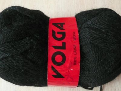 Лот: 3928023. Фото: 1. нитки черные 100 гр новые шерсть. Ткани, нитки, пряжа