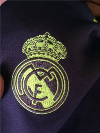 Лот: 7578710. Фото: 1. Adidas Real Madrid. Брюки, джинсы, шорты