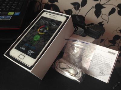Лот: 5579821. Фото: 1. Samsung Galaxy S2 Plus Белый. Смартфоны