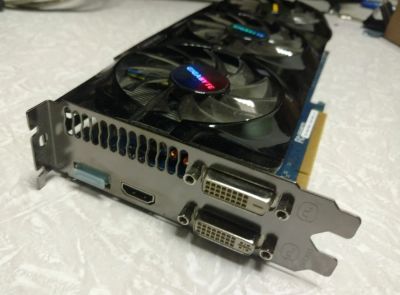 Лот: 9834120. Фото: 1. Видеокарта Gigabyte GeForce 670... Видеокарты