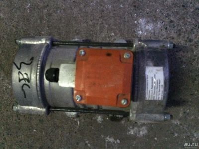 Лот: 8891500. Фото: 1. Вибратор площадочный ИВ-98Б У2... Электроинструмент