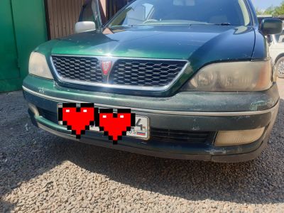 Лот: 16148696. Фото: 1. Передний бампер toyota vista ardeo... Кузов