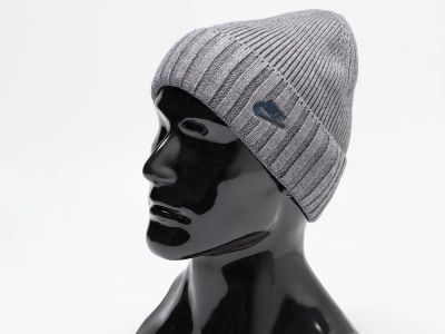 Лот: 21081109. Фото: 1. Шапка Nike. Шарфы, платки