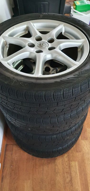 Лот: 16533578. Фото: 1. Комплект колес 215/55 R17 toyota... Шины на дисках