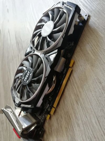 Лот: 15951211. Фото: 1. Видеокарта RX 570 4Gb. Видеокарты