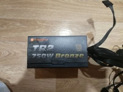 Лот: 11909807. Фото: 1. Блок питания Thermaltake TR2 750... Корпуса, блоки питания