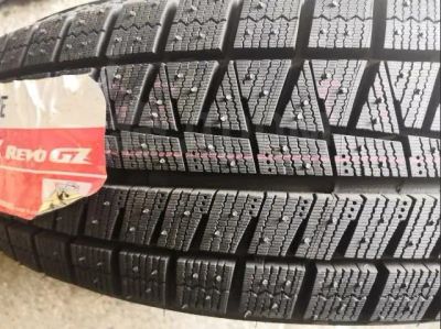 Лот: 19439463. Фото: 1. шины 175/70 R14 Bridgestone Blizzak... Шины