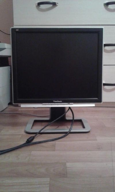 Лот: 7106988. Фото: 1. монитор ViewSonic VX715 диагональ... ЖК-мониторы