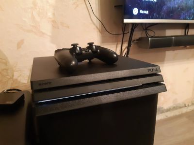 Лот: 16852246. Фото: 1. Sony Playstation 4 Pro, 1TB, 7208B... Игровые приставки, консоли