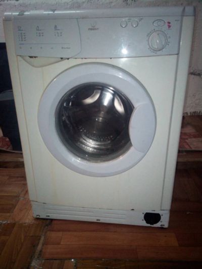 Лот: 11651010. Фото: 1. Стиральная машина Indesit WI101. Стиральные машины