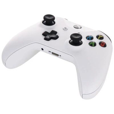 Лот: 12611292. Фото: 1. беспроводного геймпада Xbox One. Аксессуары для игровых приставок, консолей, геймпады