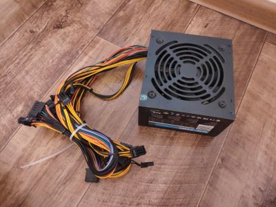 Лот: 15554678. Фото: 1. Блок питания Aerocool VX 700. Корпуса, блоки питания