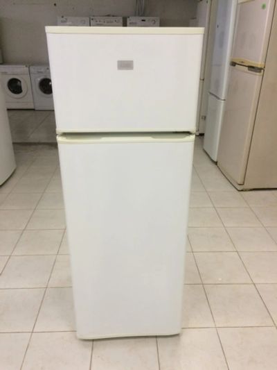 Лот: 15880289. Фото: 1. Холодильник Zanussi (2215). Холодильники, морозильные камеры