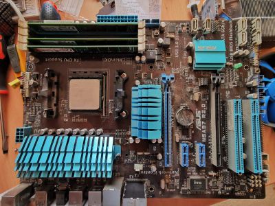 Лот: 21423525. Фото: 1. Материнская плата АМ3+ ASUS M5A97... Материнские платы
