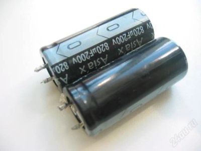Лот: 96123. Фото: 1. Конденсатор 200В 820мкФ. Резисторы