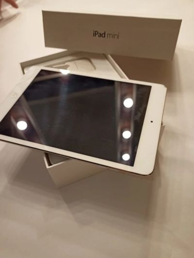 Лот: 16689572. Фото: 1. Apple iPad mini 2 (16Gb, Wi-Fi... Планшеты