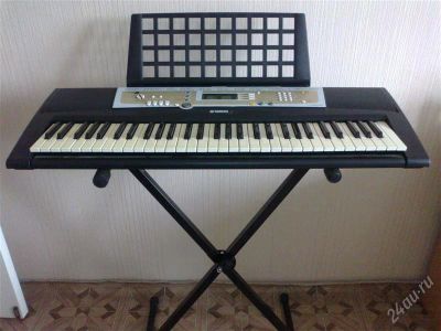 Лот: 2157607. Фото: 1. Синтезатор YAMAHA PSR-R200. Клавишные