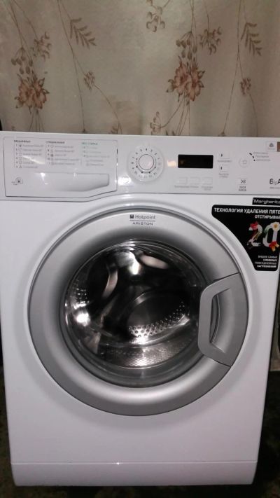 Лот: 7540166. Фото: 1. Стиральная машинка Hotpoint-Ariston. Стиральные машины