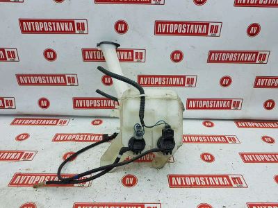 Лот: 20899118. Фото: 1. Бачок омывателя Toyota Vitz SCP90... Двигатель и элементы двигателя