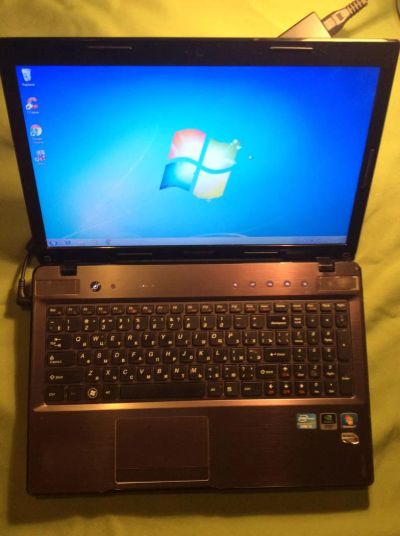 Лот: 8690655. Фото: 1. Ноутбук lenovo z570 i5/4/ новый... Ноутбуки