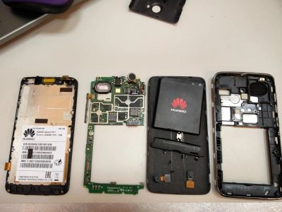 Лот: 6892243. Фото: 1. Huawei Ascend Y511-U30. Смартфоны