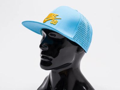 Лот: 20043023. Фото: 1. Кепка Nike Snapback. Шарфы, платки