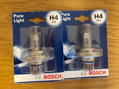 Лот: 19710368. Фото: 1. H4 лампы галогенные Bosch 2 шт. Оптика и освещение