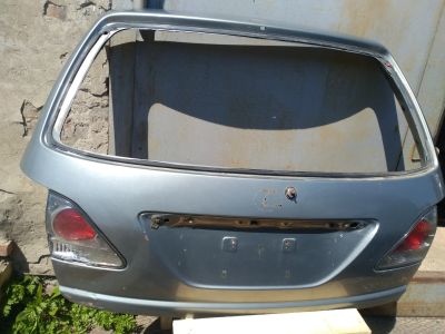 Лот: 17847102. Фото: 1. Крышка багажника Lexus RX 300. Кузов