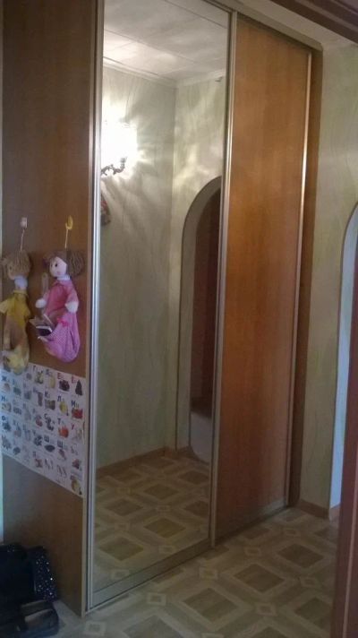 Лот: 10423266. Фото: 1. Шкаф- купе (встроенный) в идеальном... Шкафы, шкафы-купе