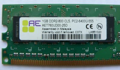 Лот: 5849769. Фото: 1. Оперативная память Aeneon DDR2-800... Оперативная память