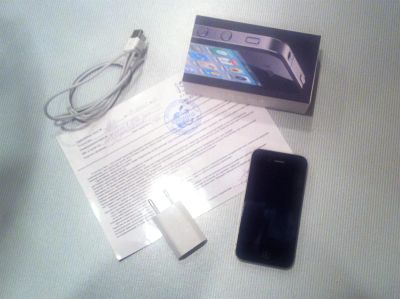 Лот: 3328611. Фото: 1. Iphone 4 32 Gb!!! Ios 7!! идеальное... Смартфоны