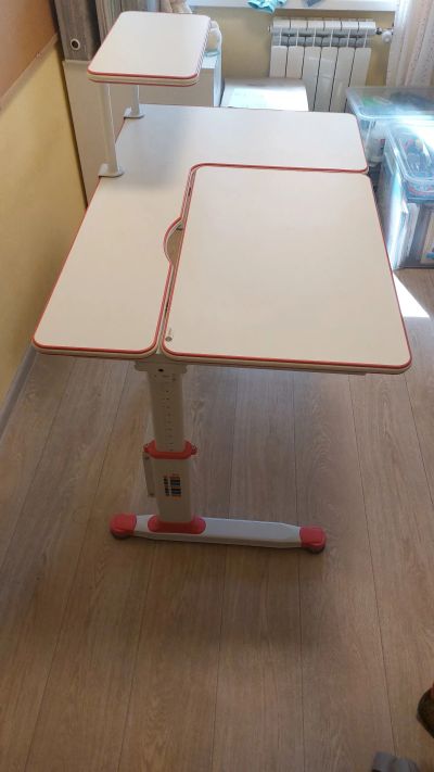 Лот: 25641760. Фото: 1. Парта растущая Rifforma Comfort... Столики, стулья, парты