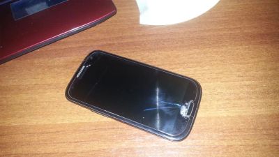 Лот: 8155666. Фото: 1. galaxy s3 черный, разбит дисплей... Смартфоны