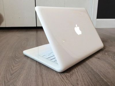 Лот: 8180113. Фото: 1. Apple Macbook late 2009 (РСТ... Ноутбуки