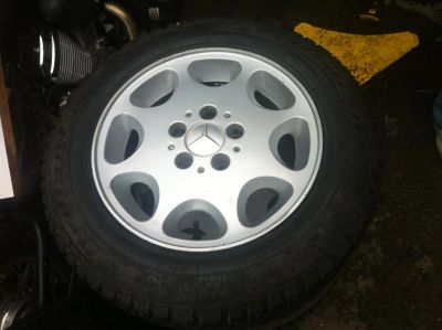 Лот: 4371892. Фото: 1. Mercedes r15. Шины на дисках