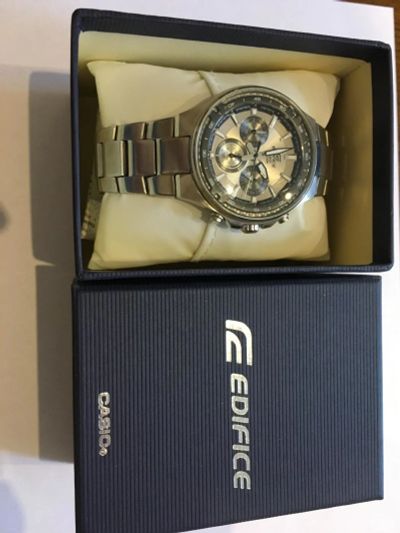 Лот: 9878109. Фото: 1. Часы CASIO EF-562D-7A. Оригинальные наручные часы