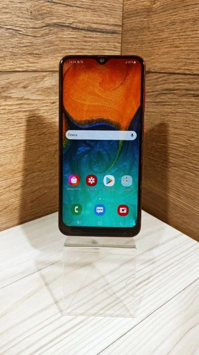 Лот: 20108654. Фото: 1. Смартфон Samsung Galaxy A30 64Гб... Смартфоны