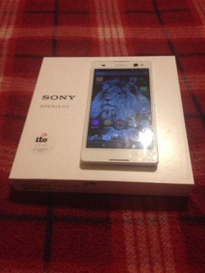 Лот: 6811455. Фото: 1. Sony Xperia C3(LTE), без обмена... Смартфоны
