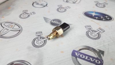 Лот: 23588141. Фото: 1. Датчик заднего хода Geely Emgrand... Электрооборудование