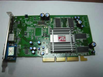 Лот: 11169303. Фото: 1. Видеокарта AGP Radeon 9200 256mb... Видеокарты