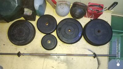 Лот: 11909112. Фото: 1. Штанга + 10 блинов Barbell на... Штанги, блины