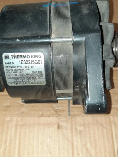 Лот: 18886380. Фото: 1. Генератор 1E32215G01 Termo king. Электрооборудование