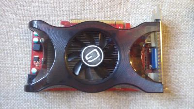 Лот: 7799109. Фото: 1. Gainward GeForce gts 250. Видеокарты