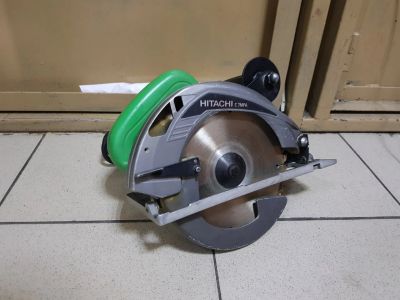 Лот: 14523495. Фото: 1. Циркулярная пила Hitachi C7MFA. Электроинструмент