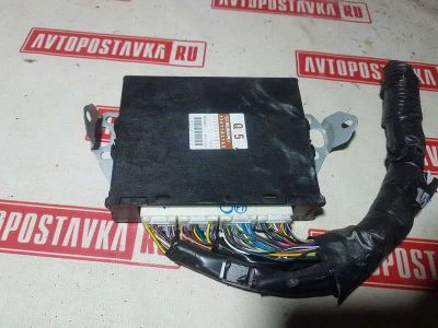 Лот: 20898279. Фото: 1. Блок управления двс Subaru Forester... Электрооборудование