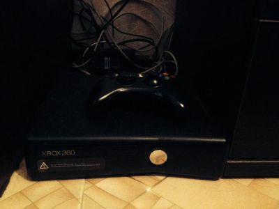 Лот: 4490665. Фото: 1. Xbox 360 slim матовая прошитая... Игровые приставки, консоли